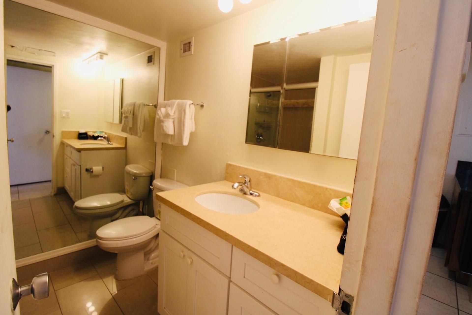 מיאמי ביץ' Alexander 1211 Beachfront Condo With Direct Beach Access, 2 Pools, Sauna, Gym מראה חיצוני תמונה