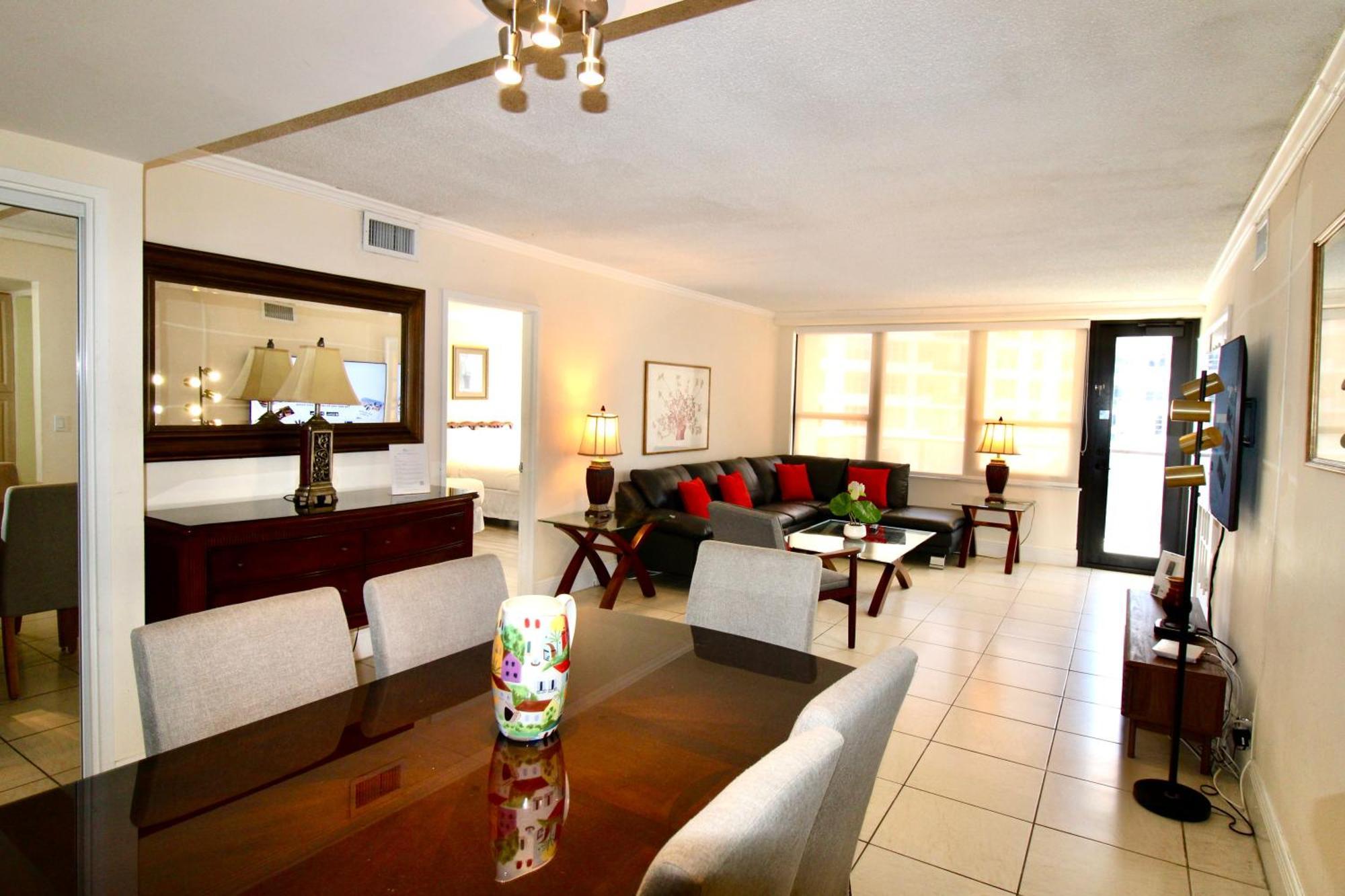 מיאמי ביץ' Alexander 1211 Beachfront Condo With Direct Beach Access, 2 Pools, Sauna, Gym מראה חיצוני תמונה