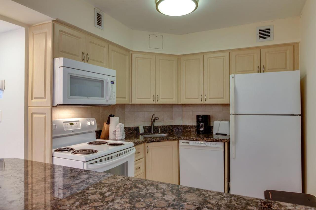 מיאמי ביץ' Alexander 1211 Beachfront Condo With Direct Beach Access, 2 Pools, Sauna, Gym מראה חיצוני תמונה