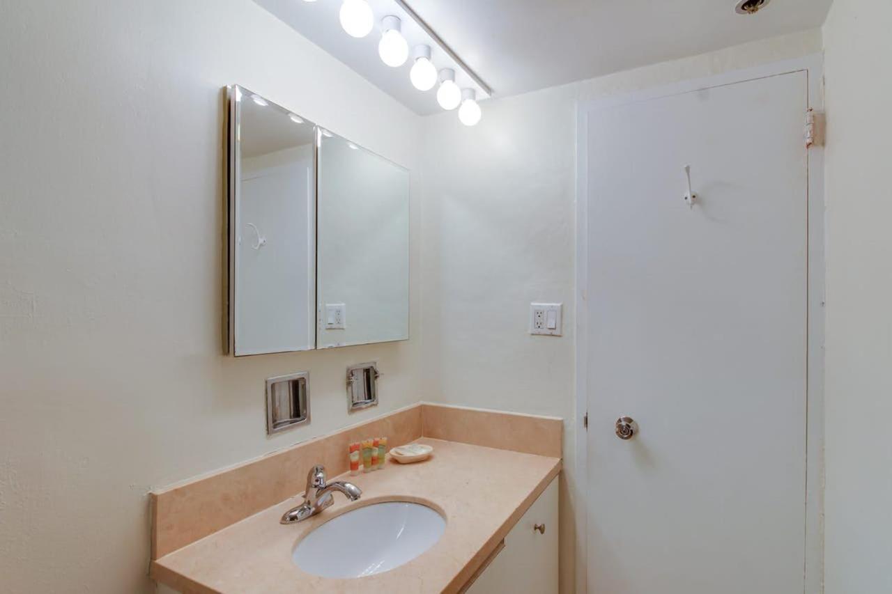 מיאמי ביץ' Alexander 1211 Beachfront Condo With Direct Beach Access, 2 Pools, Sauna, Gym מראה חיצוני תמונה